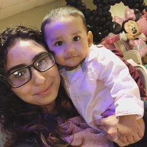 Meet your Posher, Nayely